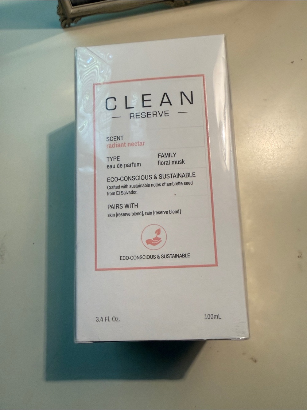 CLEAN Reserve Radiant Nectar Setting Powder & Spray — White/Pink